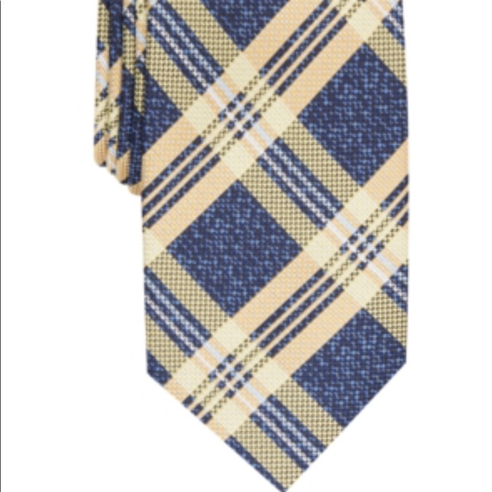 Perry Ellis
Men's Duxbury Plaid Tie